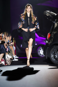 Alvarno Fashion Show auf der Mercedes-Benz Fashion Week Madrid SS17