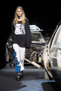 Maria ke Fisherman Fashion Show auf der Mercedes-Benz Fashion Week Madrid SS17