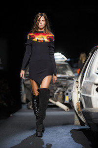 Maria ke Fisherman Fashion Show auf der Mercedes-Benz Fashion Week Madrid SS17
