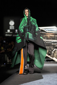 Maria ke Fisherman Fashion Show auf der Mercedes-Benz Fashion Week Madrid SS17
