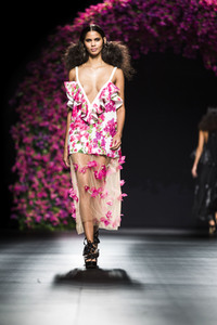 Juana Martin Fashion Show auf der Mercedes-Benz Fashion Week Madrid SS17