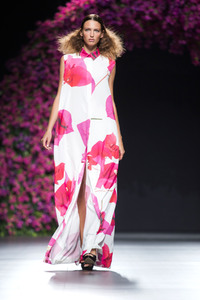 Juana Martin Fashion Show auf der Mercedes-Benz Fashion Week Madrid SS17