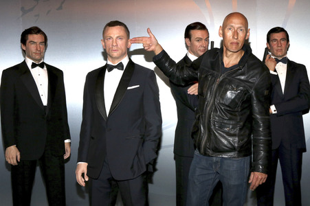 Enthüllung der James Bond Wachsfiguren bei Madame Tussauds Berlin