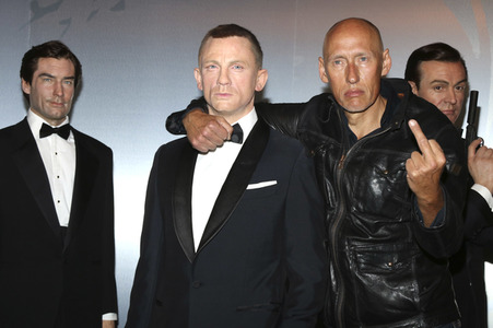Enthüllung der James Bond Wachsfiguren bei Madame Tussauds Berlin