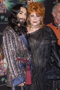 Weltpremiere von 'The One Grand Show' in Berlin