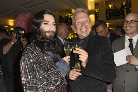 Weltpremiere von 'The One Grand Show' in Berlin