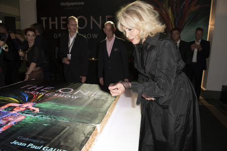 Weltpremiere von 'The One Grand Show' in Berlin