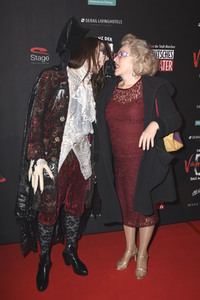 Musicalpremiere 'Tanz der Vampire' in München