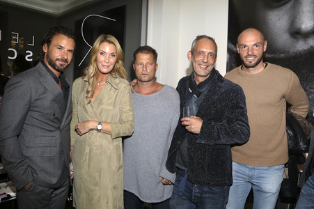 Vernissage 'Covered - The Story of a Blanket' in Hamburg
