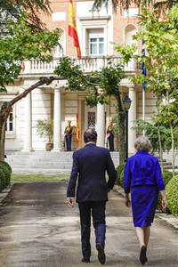 Mariano Rajoy empfängt Theresa May in Madrid