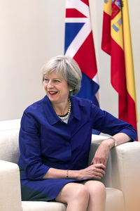 Mariano Rajoy empfängt Theresa May in Madrid
