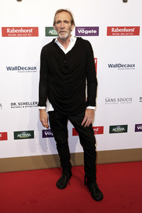 Goldene Bild der Frau 2016 in Hamburg