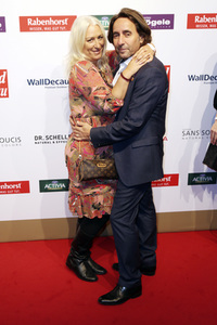 Goldene Bild der Frau 2016 in Hamburg