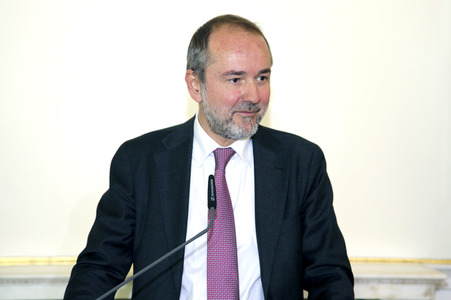 Österreichisches Ehrenkreuzes für Harald Sicheritz in Wien