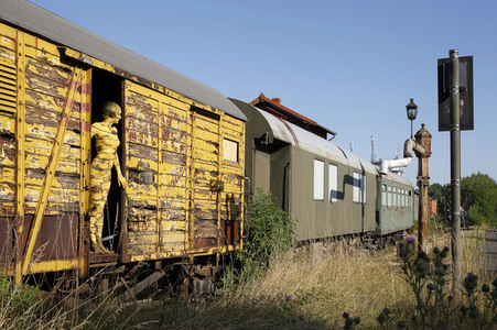 DOOR ART: Waggontür / Railway Wagon Door Bodypainting