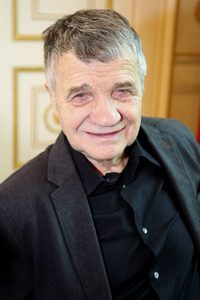 Verleihung des Ehrenkreuzes an Karl Merkatz in Wien