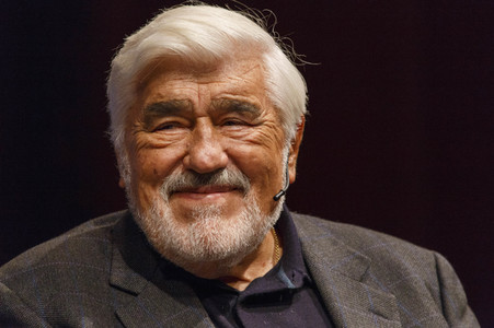 Tamara Dietl und Mario Adorf auf der lit.Cologne in Köln