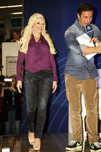 Daniela Katzenberger an der ARD-Bühne auf der Buchmesse 2016 in Frankfurt