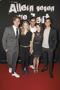 Filmpremiere 'Allein gegen die Zeit' in Berlin