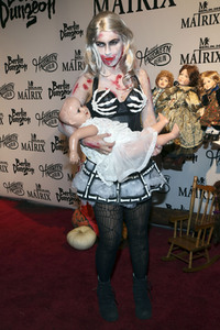 Halloween Party by Natascha Ochsenknecht in Berlin