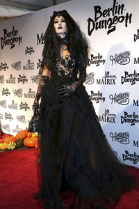 Halloween Party by Natascha Ochsenknecht in Berlin