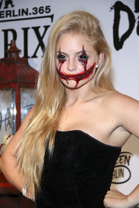 Halloween Party by Natascha Ochsenknecht in Berlin