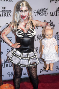 Halloween Party by Natascha Ochsenknecht in Berlin
