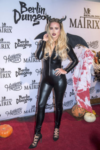 Halloween Party by Natascha Ochsenknecht in Berlin