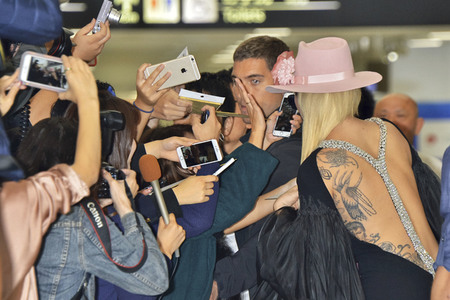 Ankunft von Lady Gaga in Narita