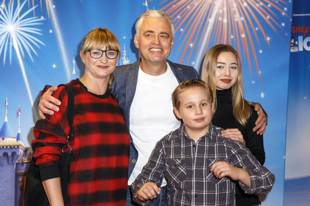 Premiere 'Disney on Ice - 100 Jahre voller Zauber' in Köln