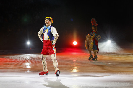Premiere 'Disney on Ice - 100 Jahre voller Zauber' in Köln