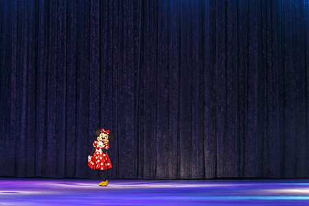 Premiere 'Disney on Ice - 100 Jahre voller Zauber' in Köln