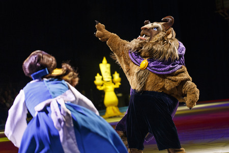 Premiere 'Disney on Ice - 100 Jahre voller Zauber' in Köln