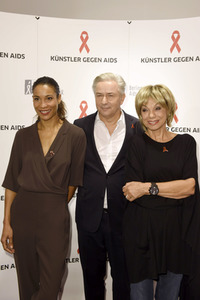 Pressetermin 'Künstler gegen AIDS - Die Gala 2016' in Berlin