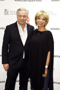 Pressetermin 'Künstler gegen AIDS - Die Gala 2016' in Berlin