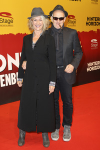 Musicalpremiere 'Hinterm Horizont' in Hamburg