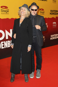 Musicalpremiere 'Hinterm Horizont' in Hamburg
