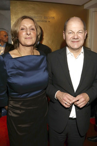 Musicalpremiere 'Hinterm Horizont' in Hamburg