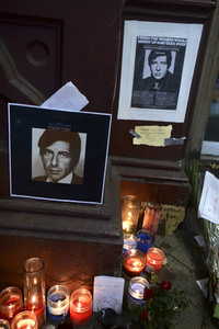 Trauer um Leonard Cohen in New York
