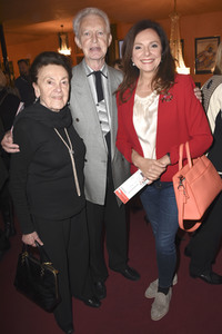 Theaterpremiere 'Das Lächeln der Frauen' in München