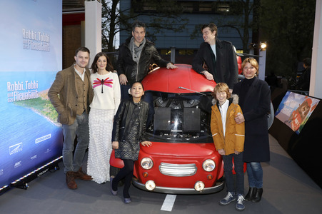 Filmpremiere 'Robbi, Tobbi und das Fliewatüüt' in Berlin