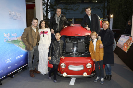 Filmpremiere 'Robbi, Tobbi und das Fliewatüüt' in Berlin