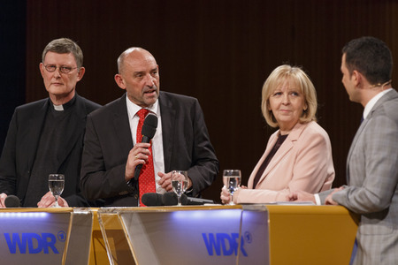 WDR-Integrationsgipfel 'Wie schaffen wir es?' in Köln