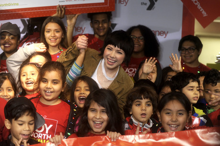 Charity Aktion mit Carly Rae Jepsen in New York