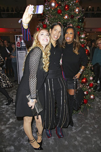 Gala Christmas Shopping Night 2016 in Hamburg
