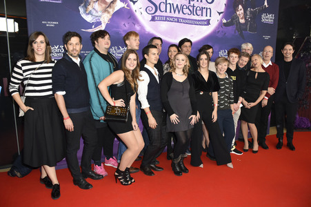 Filmpremiere 'Vampirschwestern 3 - Reise nach Transsilvanien' in München
