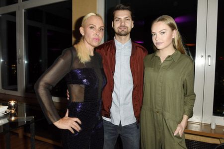 Geburtstagsparty des Youtube-Kanals Berlin Blonds in Berlin