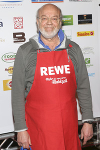 Charity-Weihnachtsfeier für Obdachlose in Hamburg