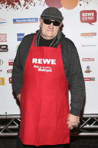 Charity-Weihnachtsfeier für Obdachlose in Hamburg