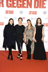 Filmpremiere 'Vier gegen die Bank' in Berlin